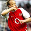 Vandaag in het verleden: Laatste wedstrijd Bergkamp Laatste wedstrijd Bergkamp